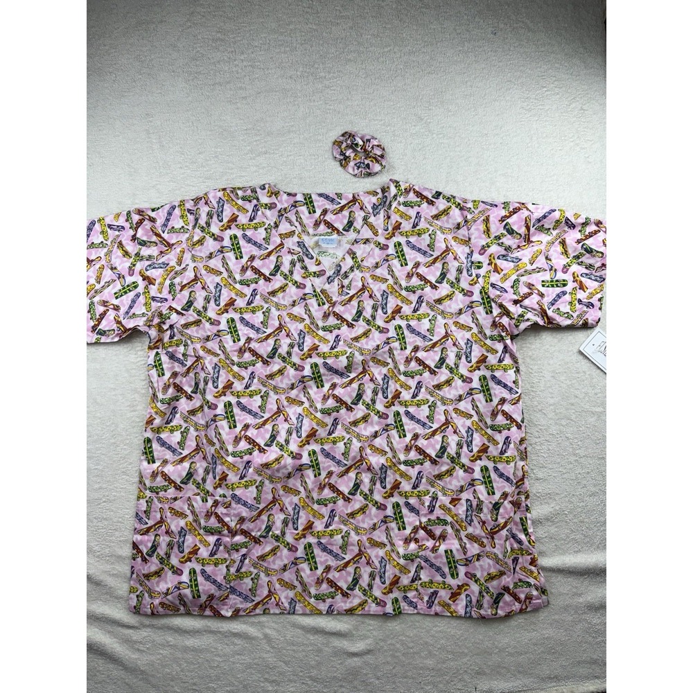 Elsie Of Miami Womens V Neck Scrub Top Size 2X Skateboard Print Pink Shirt New
